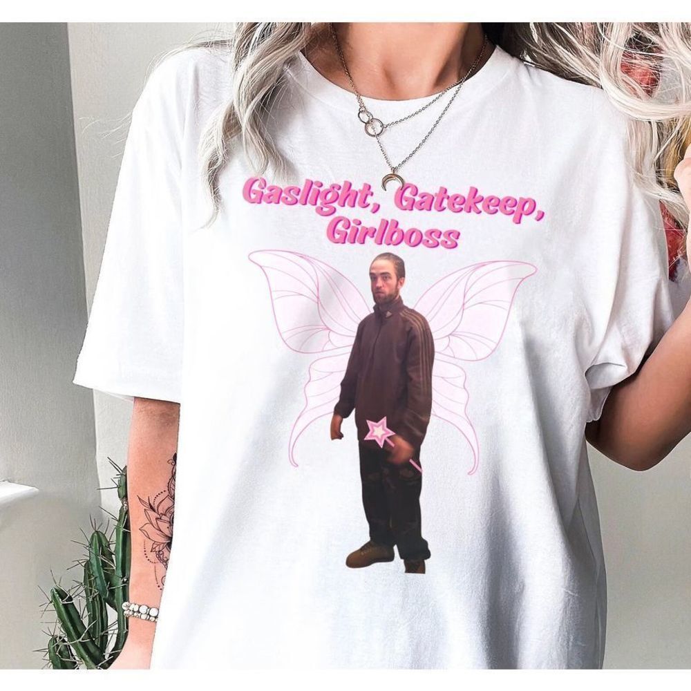 Robert Pattinson Meme Retro Movie Fan Graphic Unisex T-Shirt